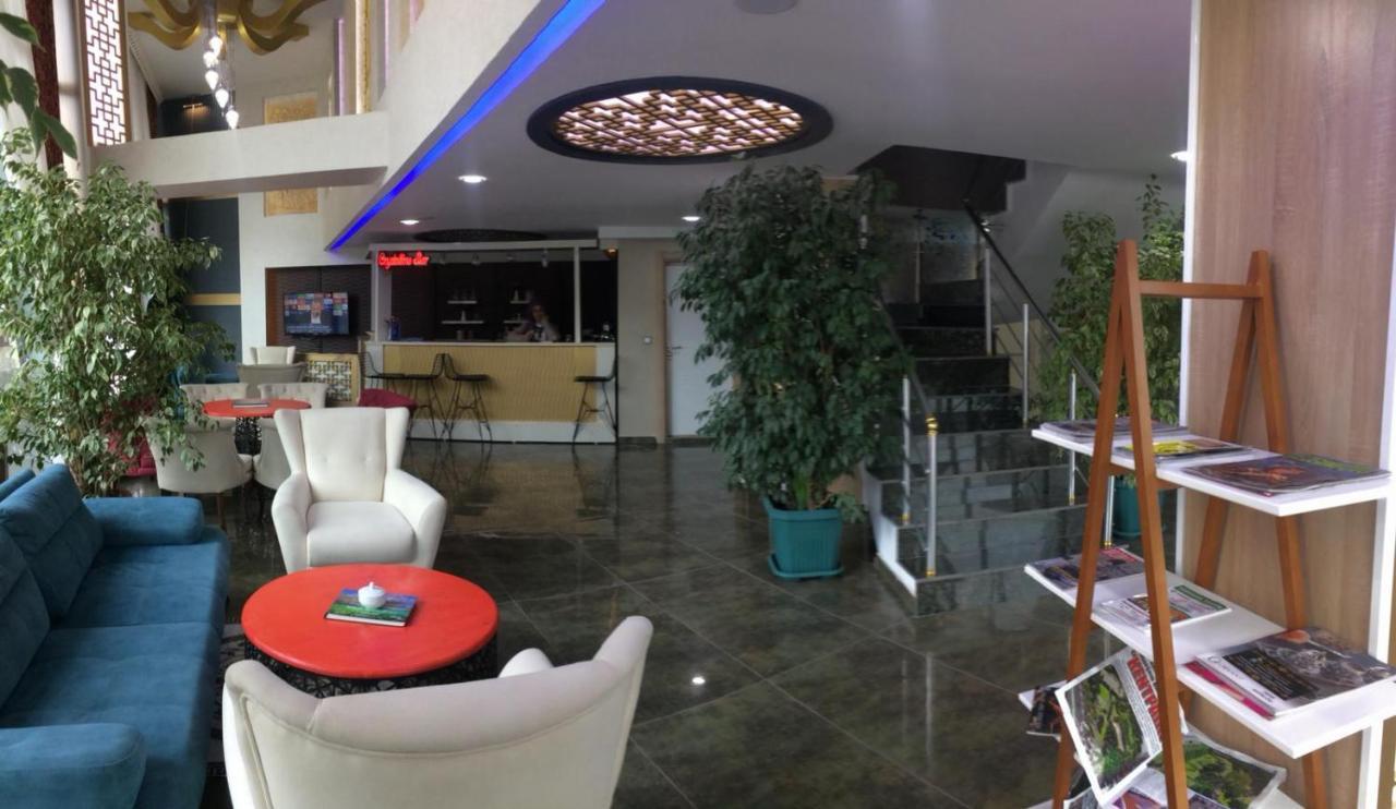 Crystall Hotel Van Kültér fotó